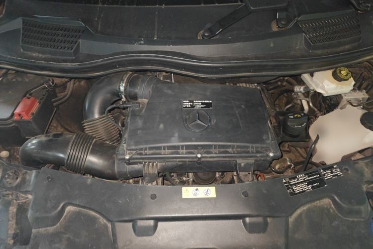 Used Mercedes-Benz V-Class  Engine Bay
