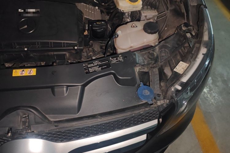 Used Mercedes-Benz V-Class 2022 V 260 Prestige Edition Engine Bay Left
