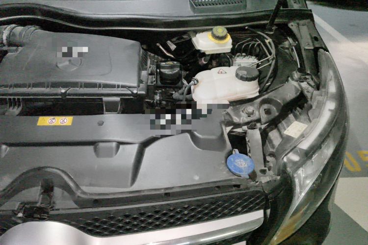 Used Mercedes-Benz V-Class 2022 V 260 Avantgarde Edition Engine Bay Left