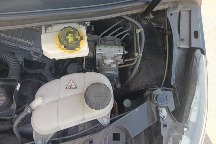 Used Mercedes-Benz V-Class 2022 V 260 Prestige Edition Engine Bay Left