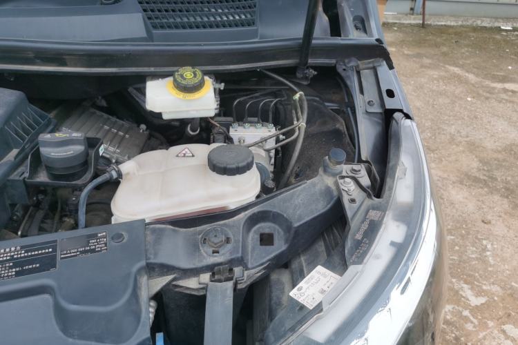 Used Mercedes-Benz V-Class 2022 V 260 Avantgarde Edition Engine Bay Left
