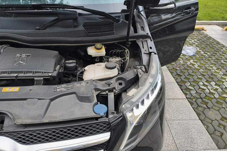 Used Mercedes-Benz V-Class 2022 V 260 L Long Wheelbase Prestige Edition Engine Bay Left