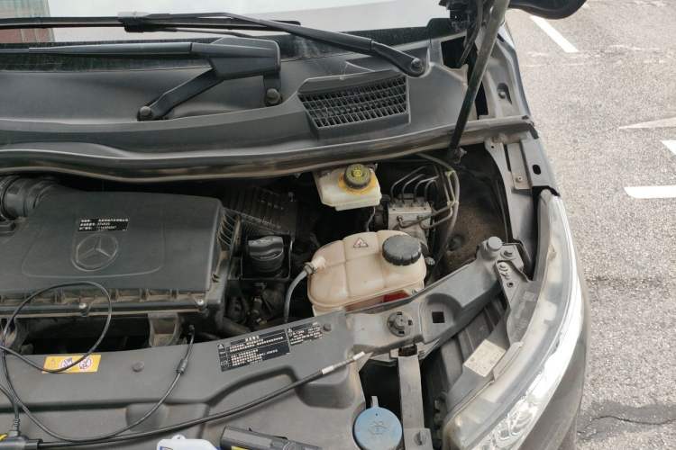 Used Mercedes-Benz V-Class 2022 V 260 Prestige Edition Engine Bay Left