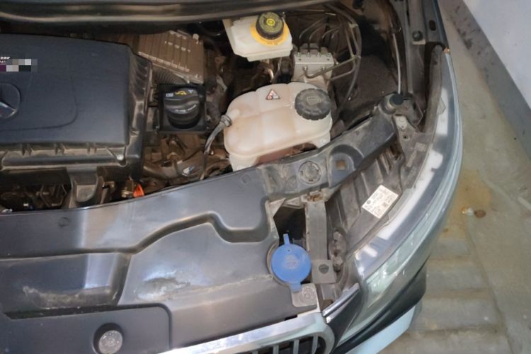 Used Mercedes-Benz V-Class 2022 V 260 L Long Wheelbase Prestige Edition Engine Bay Left
