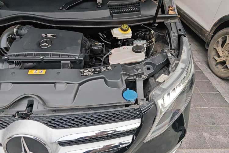 Used Mercedes-Benz V-Class 2022 V 260 L Long Wheelbase Prestige Edition Engine Bay Left