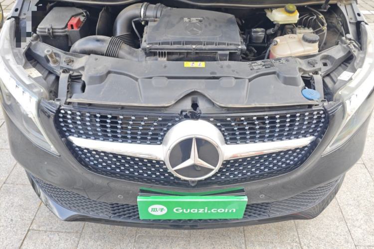 Used Mercedes-Benz V-Class 2022 V 260 Avantgarde Edition Engine Bay