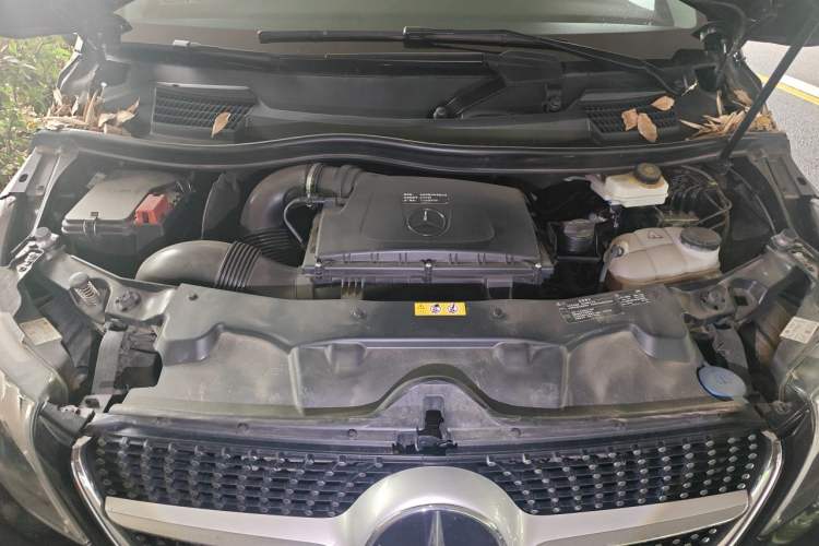 Used Mercedes-Benz V-Class 2022 V 260 L Long-wheelbase Luxury Edition Engine Bay