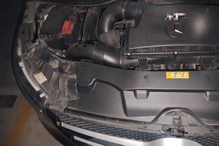 Used Mercedes-Benz V-Class 2022 V 260 Prestige Edition Engine Bay Right