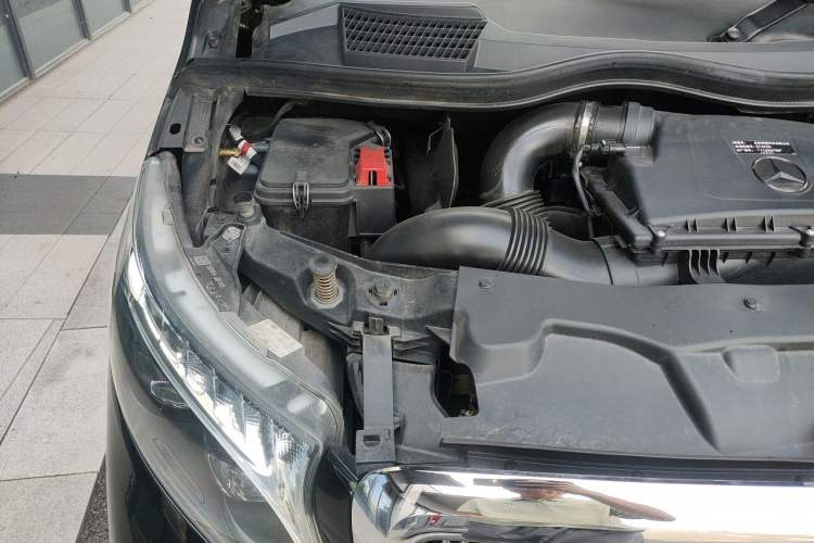 Used Mercedes-Benz V-Class 2022 V 260 L Long Wheelbase Prestige Edition Engine Bay Right