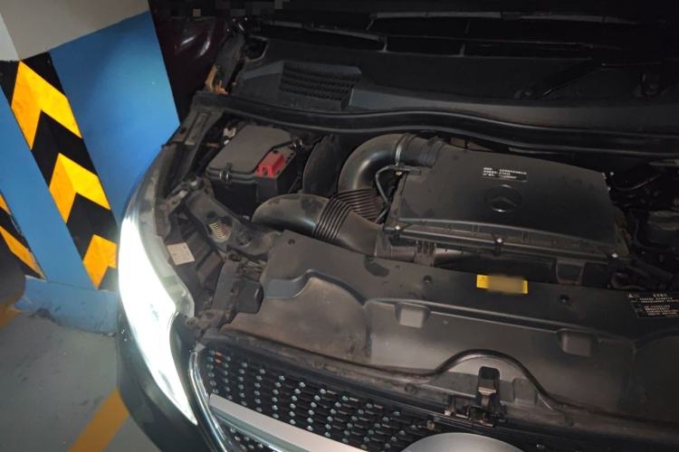 Used Mercedes-Benz V-Class 2022 V 260 L Long-wheelbase Luxury Edition Engine Bay Right