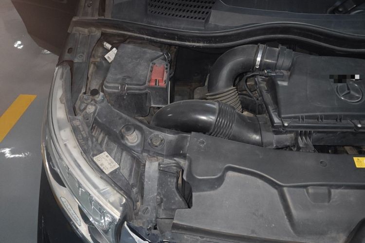 Used Mercedes-Benz V-Class 2022 V 260 Prestige Edition Engine Bay Right