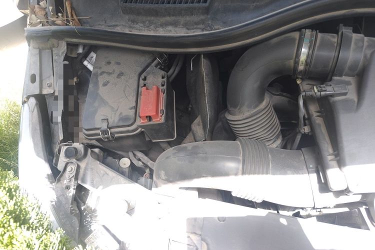 Used Mercedes-Benz V-Class 2022 V 260 L Long-wheelbase Luxury Edition Engine Bay Right