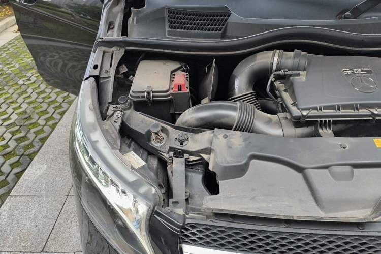Used Mercedes-Benz V-Class 2022 V 260 L Long Wheelbase Prestige Edition Engine Bay Right