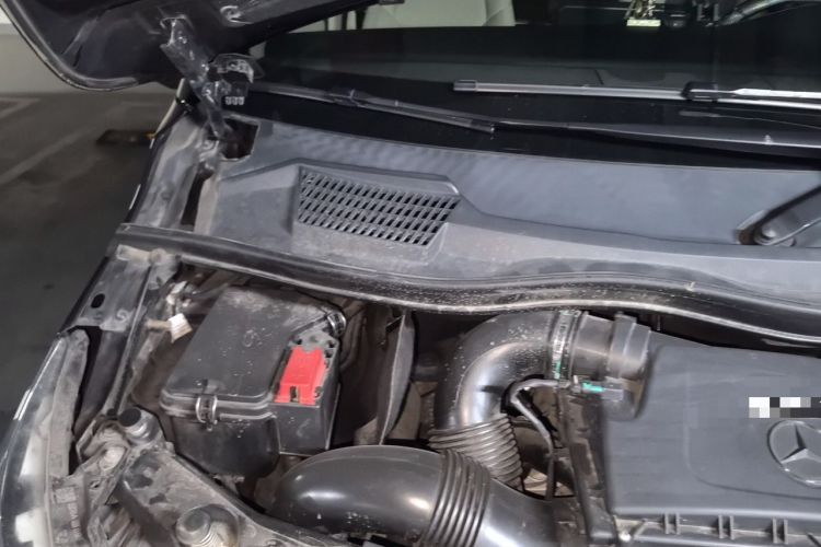 Used Mercedes-Benz V-Class 2022 V 260 L Long Wheelbase Prestige Edition Engine Bay Right