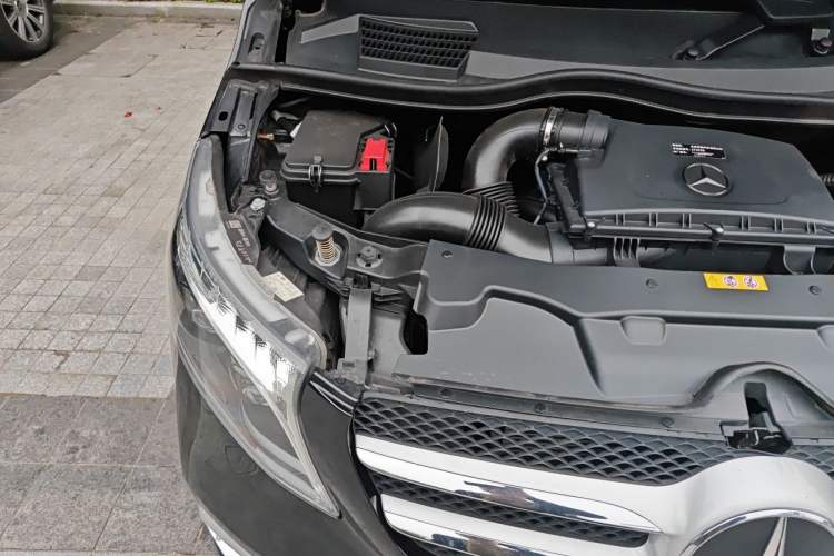 Used Mercedes-Benz V-Class 2022 V 260 L Long Wheelbase Prestige Edition Engine Bay Right