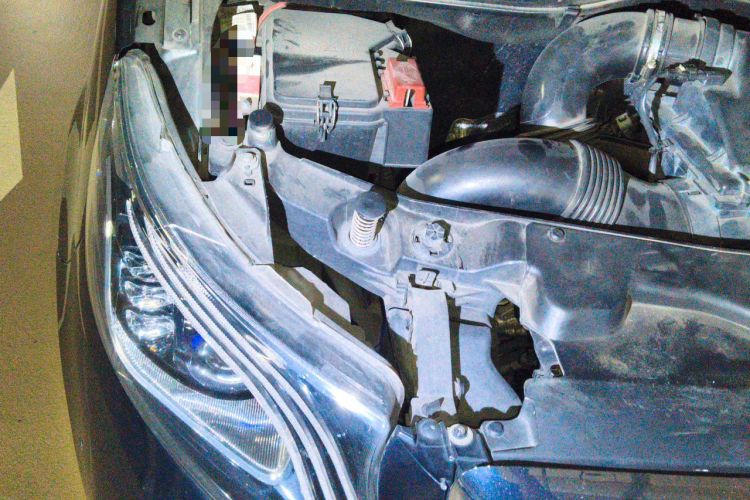 Used Mercedes-Benz V-Class  Engine Bay Right