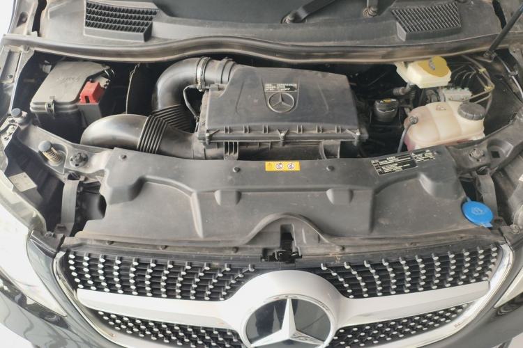 Used Mercedes-Benz V-Class 2022 V 260 L Long-wheelbase Luxury Edition Engine Bay