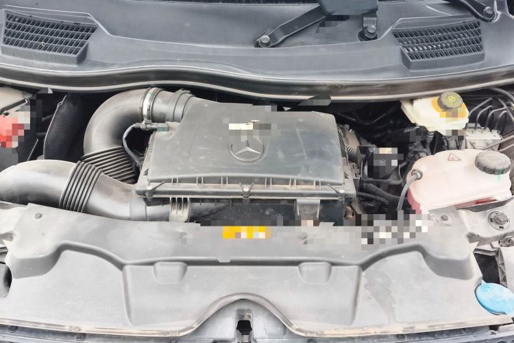 Used Mercedes-Benz V-Class 2022 V 260 Avantgarde Edition Engine Bay