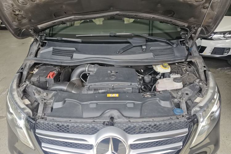 Used Mercedes-Benz V-Class 2022 V 260 L Long Wheelbase Prestige Edition Engine Bay