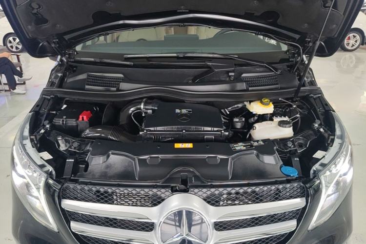 Used Mercedes-Benz V-Class 2022 V 260 L Long Wheelbase Prestige Edition Engine Bay