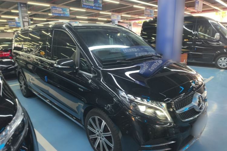 Used Mercedes-Benz V-Class 2022 V 260 L Long-wheelbase Luxury Edition Exterior 1