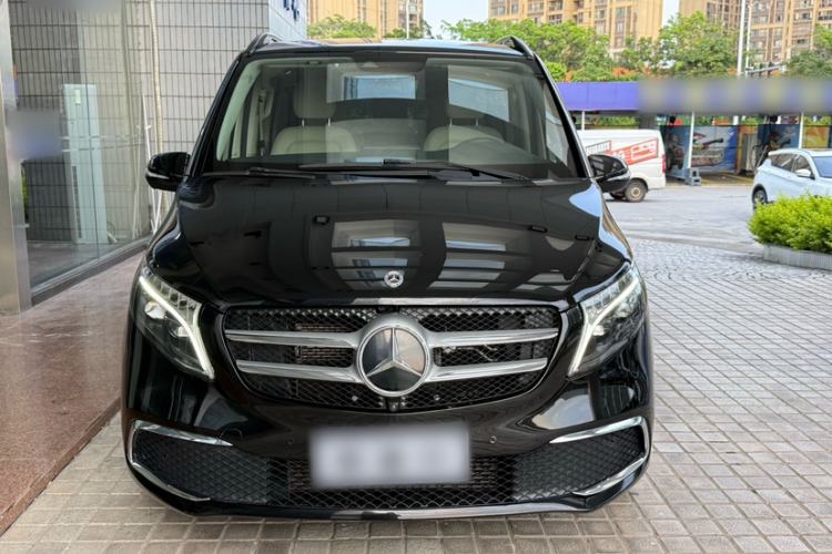 Used Mercedes-Benz V-Class 2022 V 260 L Long Wheelbase Prestige Edition Exterior 2