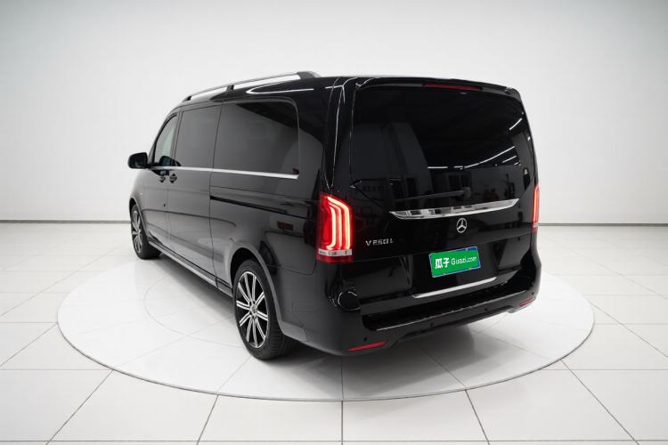 Used Mercedes-Benz V-Class 2022 V 260 L Long-wheelbase Luxury Edition Exterior 3