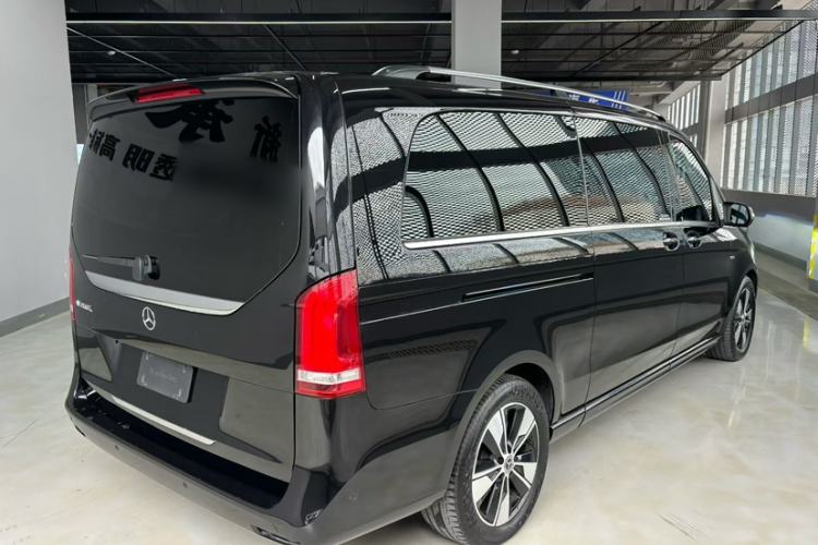 Used Mercedes-Benz V-Class 2022 V 260 L Long Wheelbase Prestige Edition Exterior 3