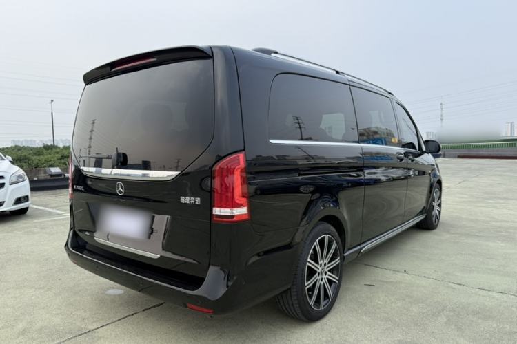 Used Mercedes-Benz V-Class 2022 V 260 L Long-wheelbase Luxury Edition Exterior 4