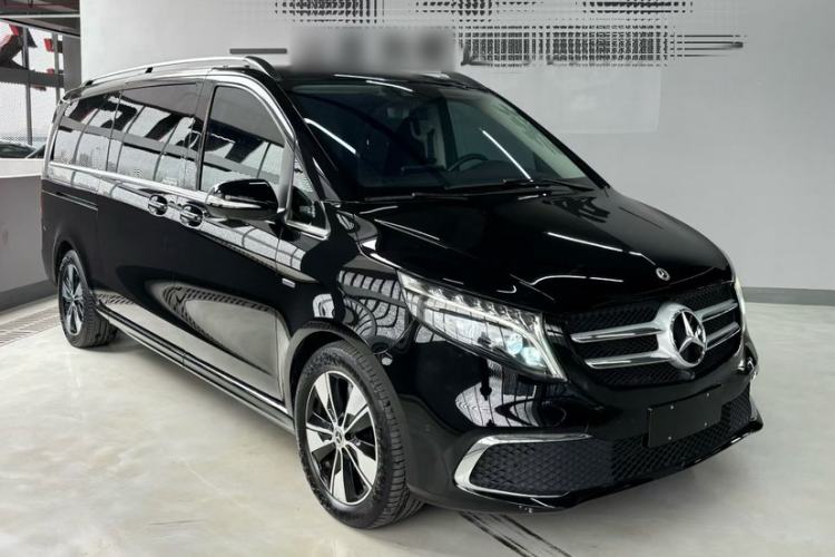 Used Mercedes-Benz V-Class 2022 V 260 L Long Wheelbase Prestige Edition Exterior 4
