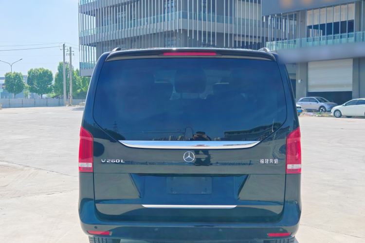 Used Mercedes-Benz V-Class 2022 V 260 L Long Wheelbase Prestige Edition Exterior 5