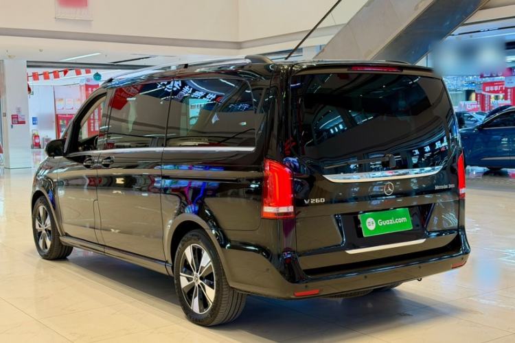 Used Mercedes-Benz V-Class 2022 V 260 Prestige Edition Exterior 5