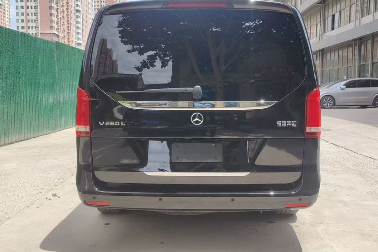 Used Mercedes-Benz V-Class 2022 V 260 L Long Wheelbase Prestige Edition Exterior 5
