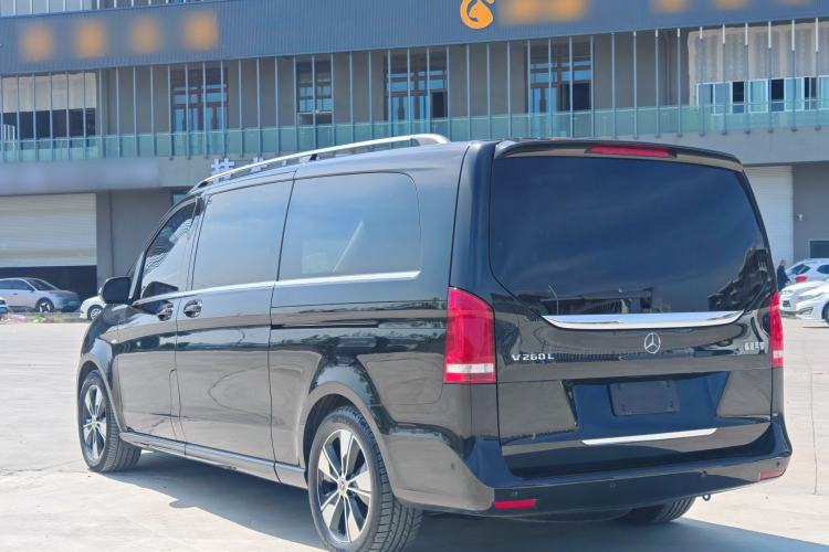 Used Mercedes-Benz V-Class 2022 V 260 L Long Wheelbase Prestige Edition Exterior 6