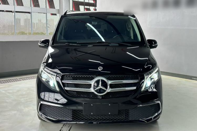 Used Mercedes-Benz V-Class 2022 V 260 L Long Wheelbase Prestige Edition Exterior 6