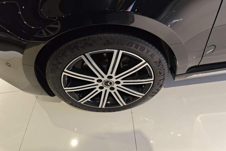 Used Mercedes-Benz V-Class 2022 V 260 L Long-wheelbase Luxury Edition Exterior 7