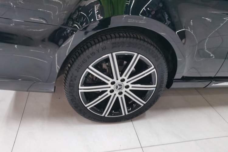Used Mercedes-Benz V-Class 2022 V 260 L Long-wheelbase Luxury Edition Exterior 8