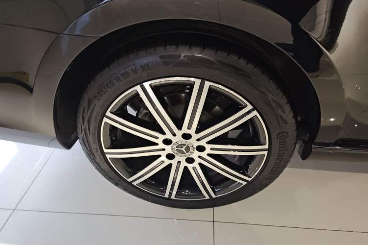 Used Mercedes-Benz V-Class 2022 V 260 L Long-wheelbase Luxury Edition Exterior 8