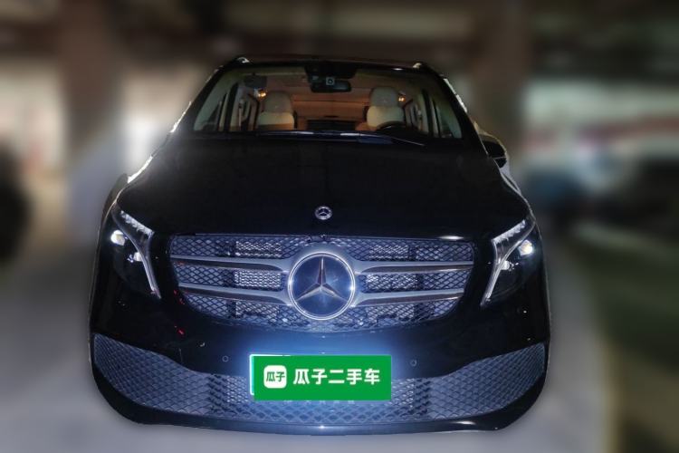 Used Mercedes-Benz V-Class 2022 V 260 Avantgarde Edition Front