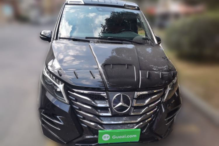 Used Mercedes-Benz V-Class 2022 V 260 Avantgarde Edition Front
