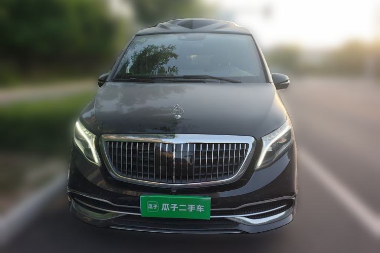 Used Mercedes-Benz V-Class  Front