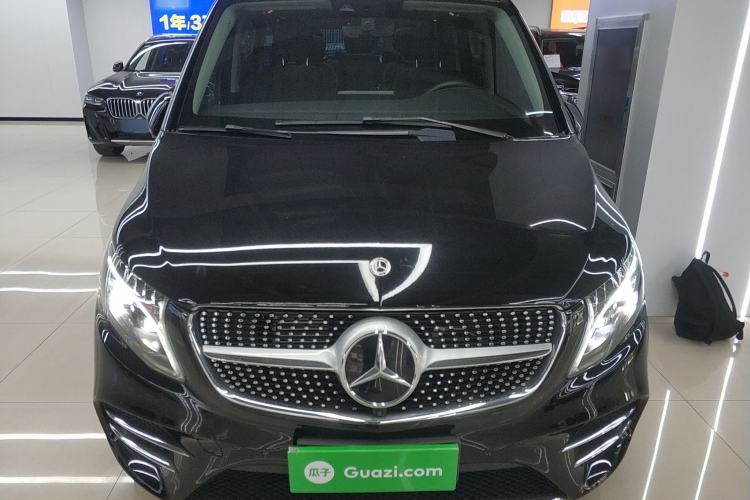 Used Mercedes-Benz V-Class 2022 V 260 L Long-wheelbase Luxury Edition Front