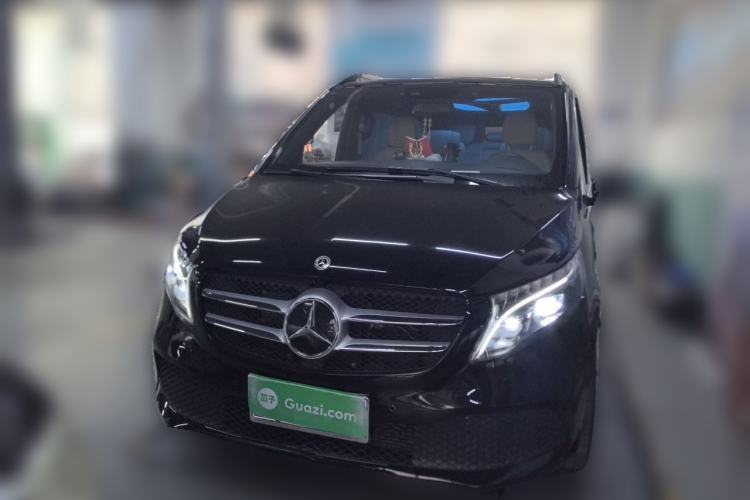 Used Mercedes-Benz V-Class 2022 V 260 Avantgarde Edition Front