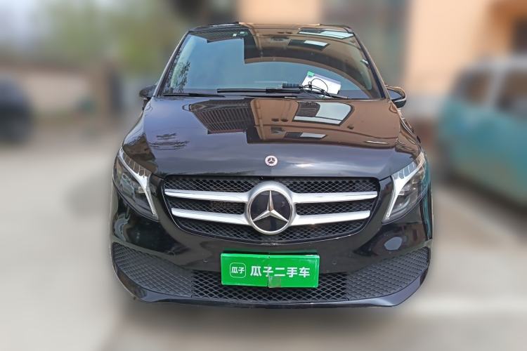 Used Mercedes-Benz V-Class 2022 V 260 Avantgarde Edition Front