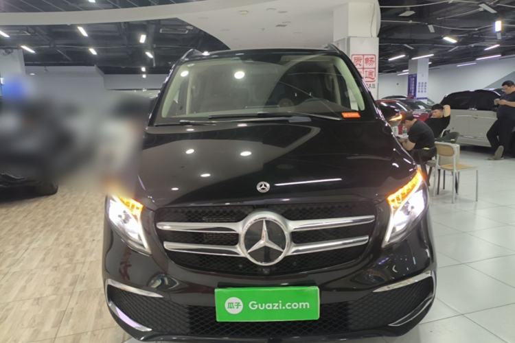 Used Mercedes-Benz V-Class 2022 V 260 Prestige Edition Front