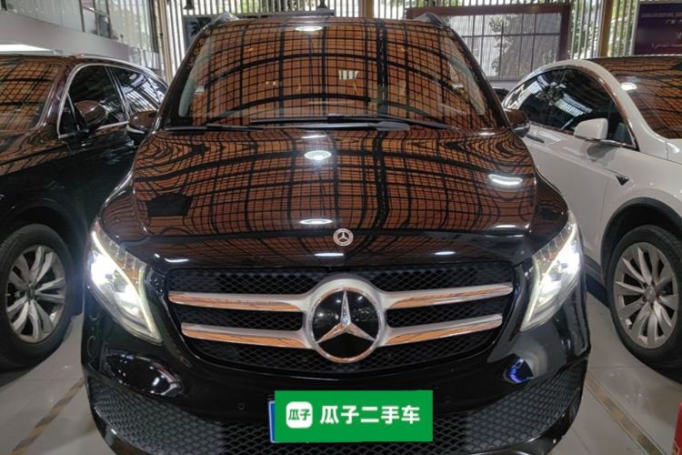Used Mercedes-Benz V-Class 2022 V 260 Avantgarde Edition Front