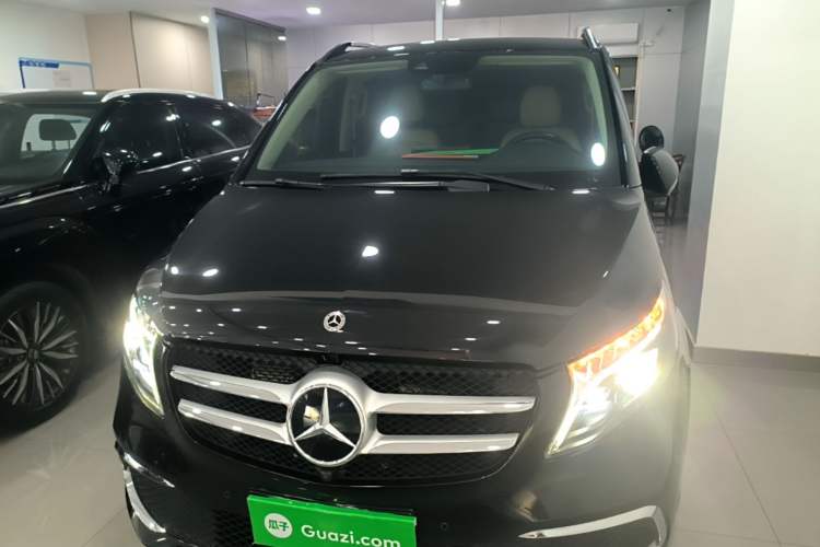 Used Mercedes-Benz V-Class 2022 V 260 Prestige Edition Front