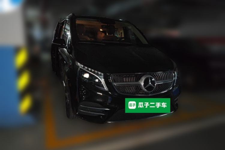 Used Mercedes-Benz V-Class 2022 V 260 L Long-wheelbase Luxury Edition Front Right 45 Deg