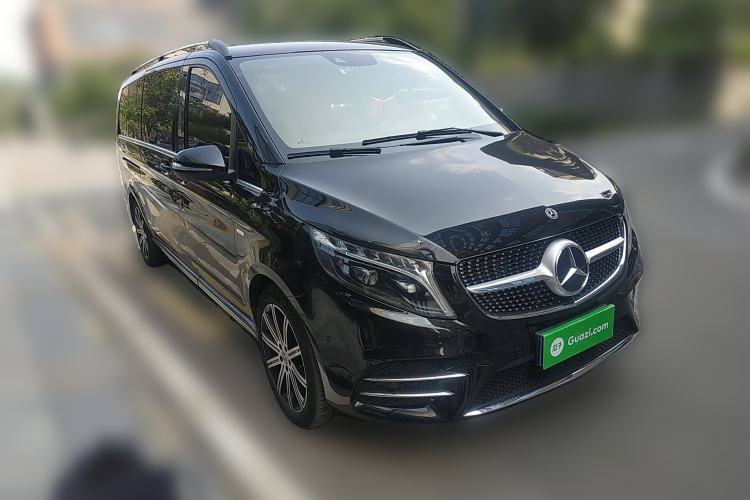 Used Mercedes-Benz V-Class 2022 V 260 L Long-wheelbase Luxury Edition Front Right 45 Deg