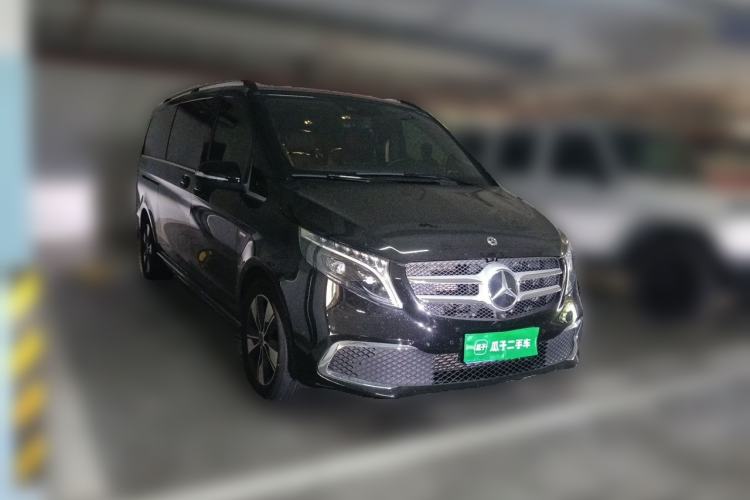 Used Mercedes-Benz V-Class 2022 V 260 L Long Wheelbase Prestige Edition Front Right 45 Deg